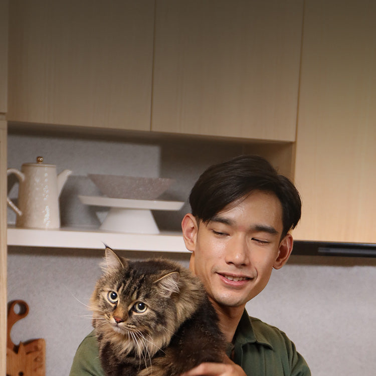 BYOB - Senior Cat - New